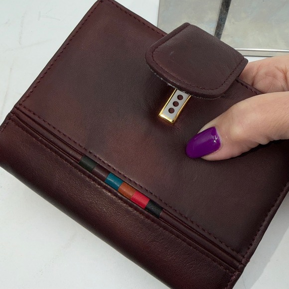 Buxton Handbags - Buxton Silky Sheepskin Leather Bifold Wallet Burgundy Kiss Lock Coin Purse